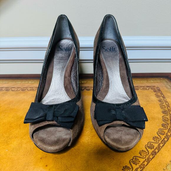 Sofft Rembrandt Taupe Gray Suede Patent Leather Peep Toe Bow Heels Pumps 10 NEW - Picture 4 of 12
